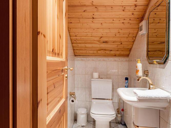 Majestic Holiday Home With Jacuzzi Unterschonau Luaran gambar