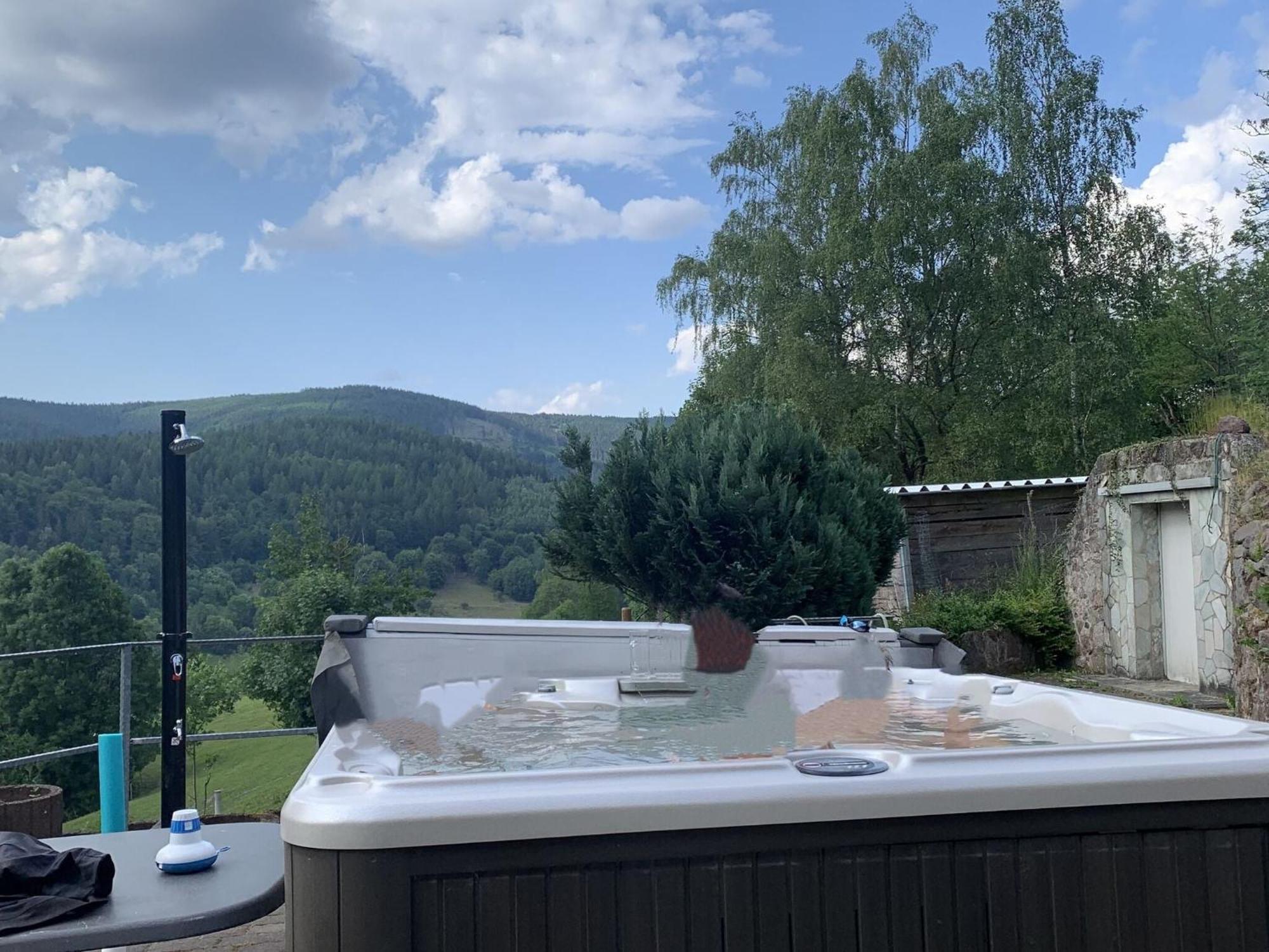 Majestic Holiday Home With Jacuzzi Unterschonau Luaran gambar